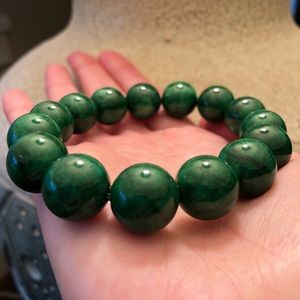 Natural Green Jadeite bracelet
